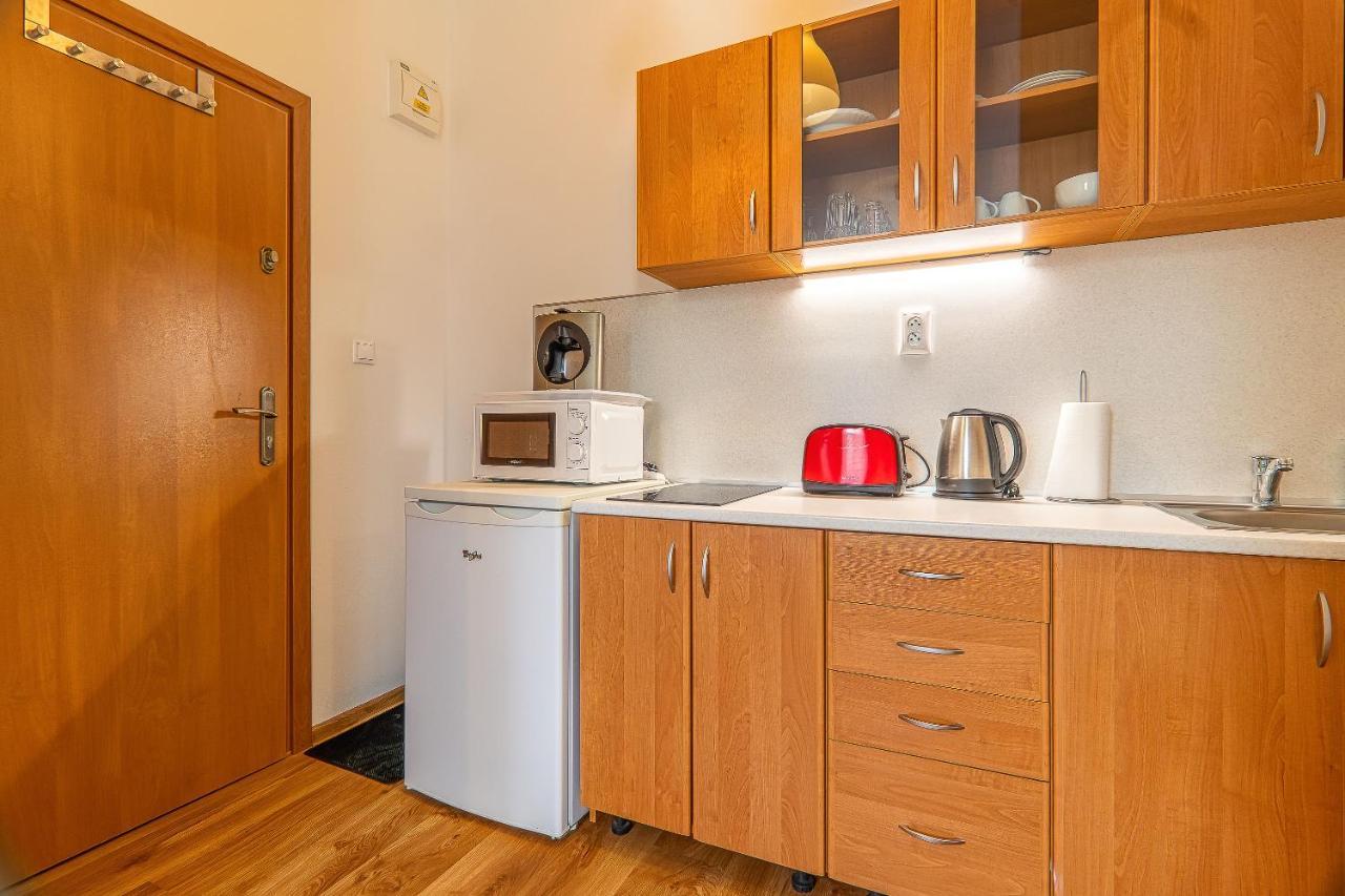 Jonas Apartments - Great Location Near Bratislava City Center Luaran gambar