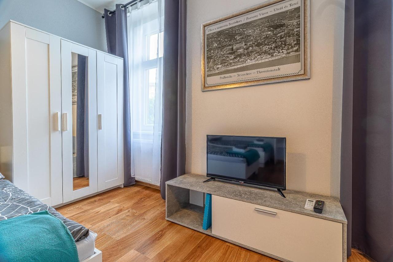 Jonas Apartments - Great Location Near Bratislava City Center Luaran gambar