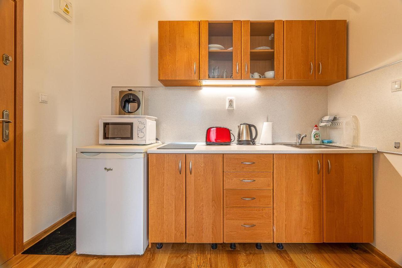 Jonas Apartments - Great Location Near Bratislava City Center Luaran gambar