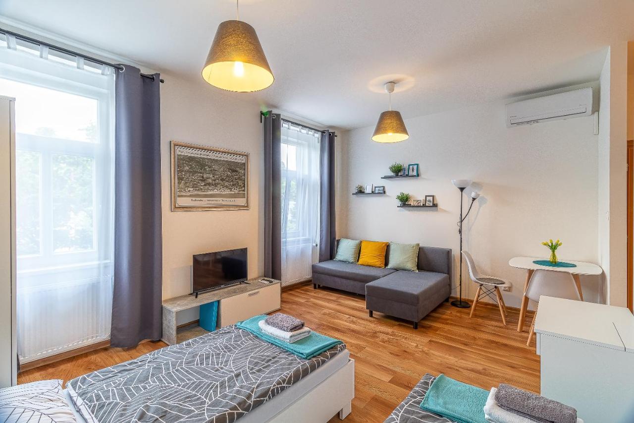 Jonas Apartments - Great Location Near Bratislava City Center Luaran gambar