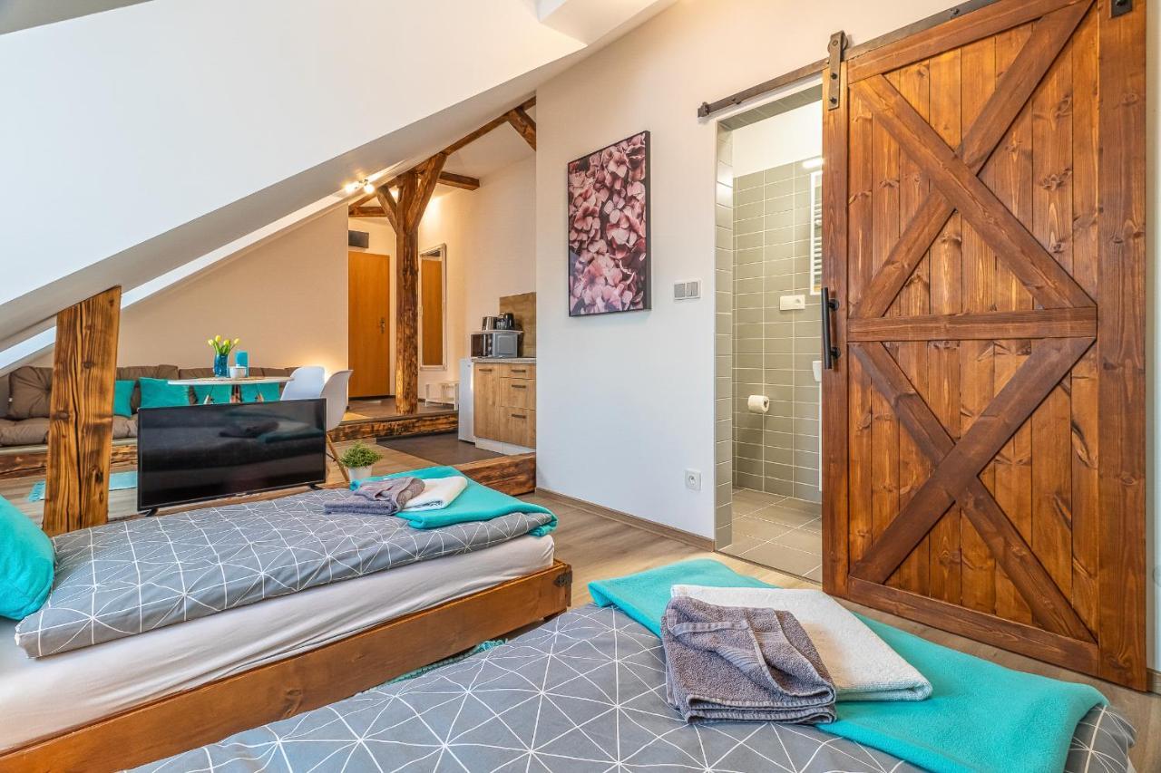Jonas Apartments - Great Location Near Bratislava City Center Luaran gambar