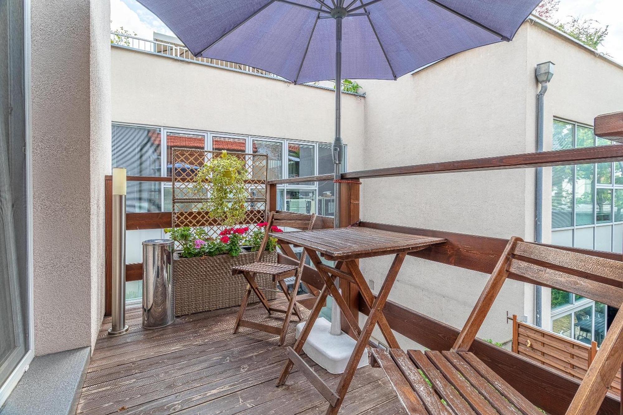 Jonas Apartments - Great Location Near Bratislava City Center Luaran gambar